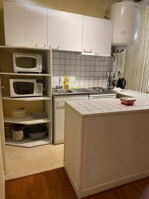 Studio N•2 Avec Patio En Plein Coeur De La Ville Bagnères-de-Bigorre Екстериор снимка