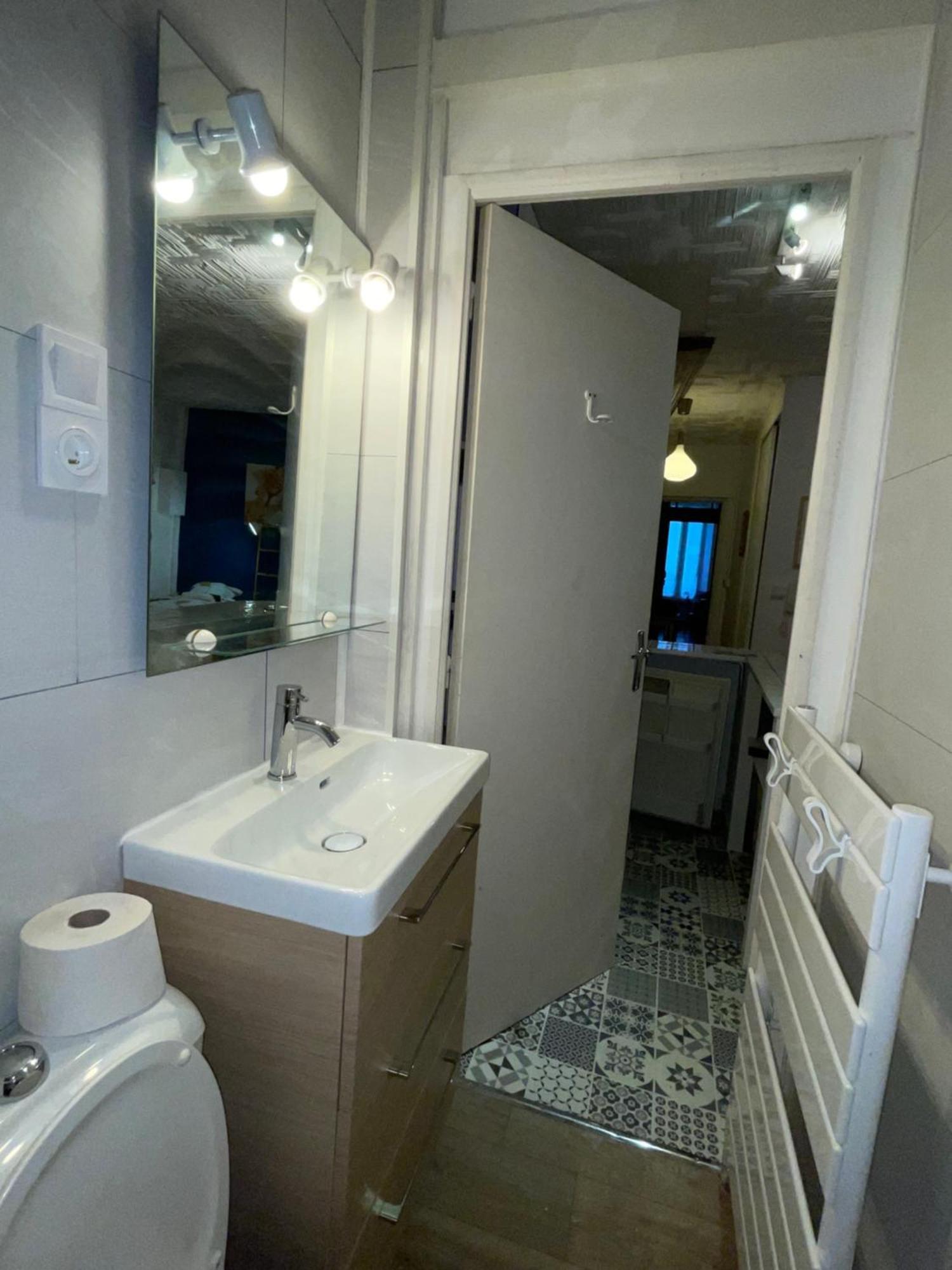 Studio N•2 Avec Patio En Plein Coeur De La Ville Bagnères-de-Bigorre Екстериор снимка